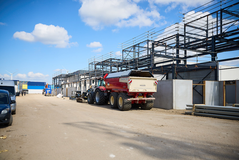 steel structure and roofing in full progress
